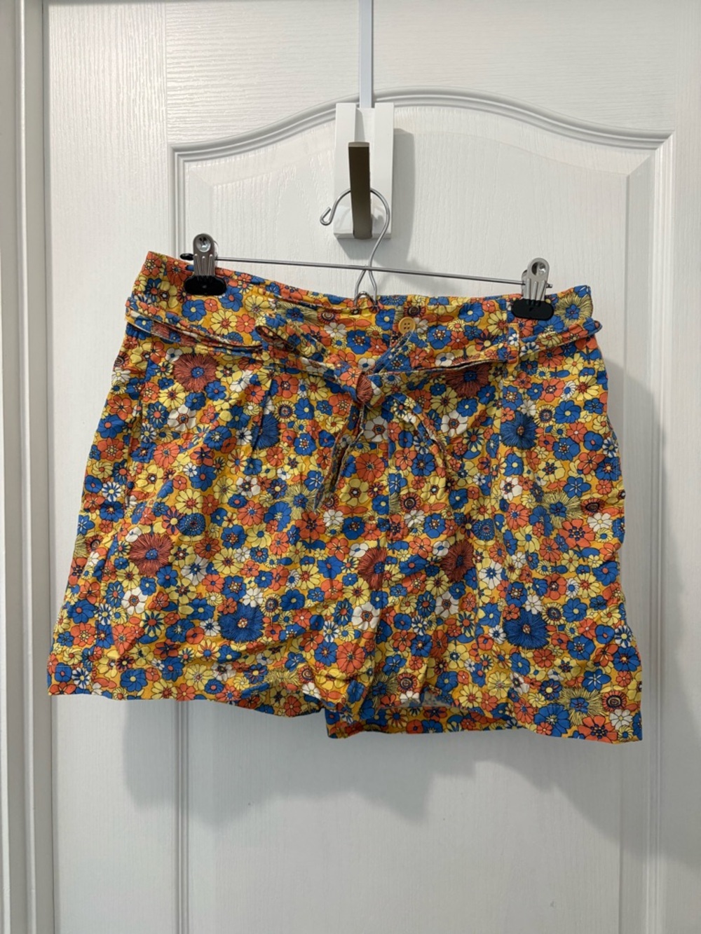 Antik Batik Floral High-Waist Tie Shorts in Blue, Orange, Yellow - Picture 4 of 7